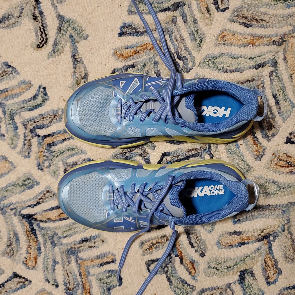 Hoka One One Blue Yellow Running Shoes | Size 7.5 - Picture 8 of 8